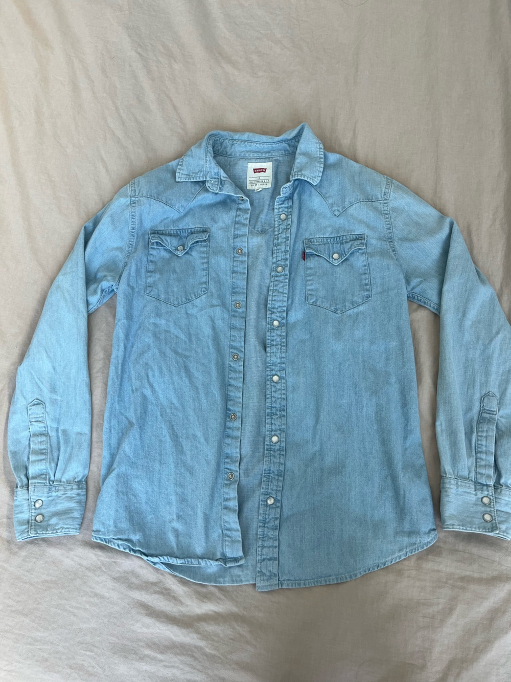 Levi's Light Blue Denim Shirt - Oversized Casual Snap-Front